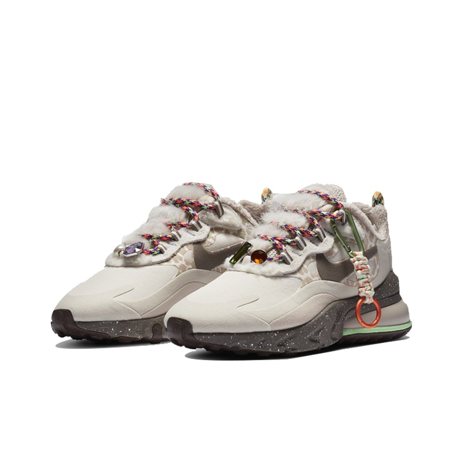 Nike Air Max 270 in Tessuto e  - Nike Shoes Air Max 270 recensione e prezzo